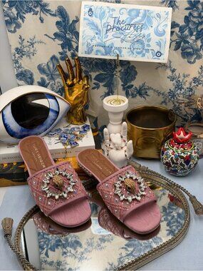 ๐ KURT GEIGER LONDON ๐งฟ NWOB Chelsea Flat Sandal, Pink Mesh Crystal, Sz 37 US 7
